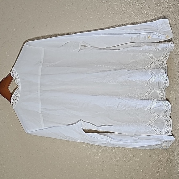 Isabella Sindain White Top - Picture 7 of 7